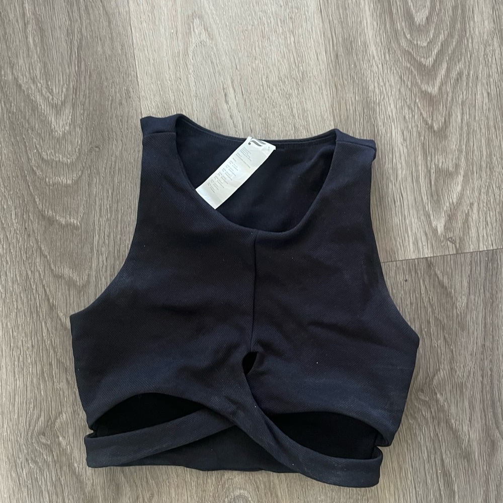 Fabletics sports bra top
